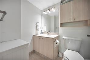 204-770 Poplar St — listing photo 26 of 36