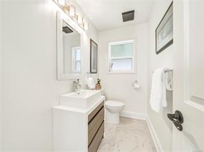 1805 Braeburn Pl — listing photo 18 of 64