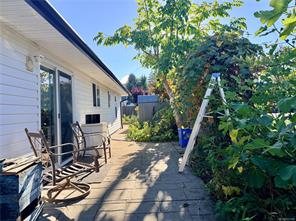 940 5th Ave — listing photo 20 of 23