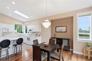 6154 Saturna Ave — listing photo 17 of 34