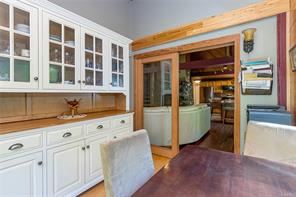 13725 Jennifer Rd — listing photo 15 of 47