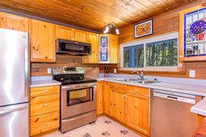 13725 Jennifer Rd — listing photo 19 of 47