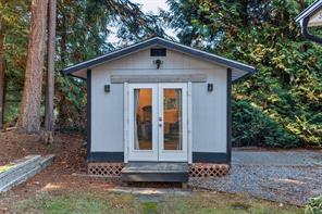 6071 Pine Ridge Cres — listing photo 23 of 39