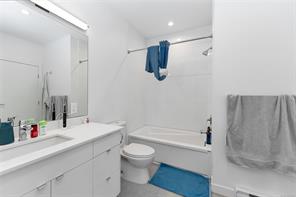 4-991 McKenzie Ave — listing photo 18 of 33