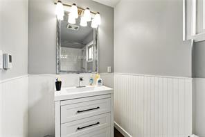 2778 Kingswood Rd — listing photo 25 of 44