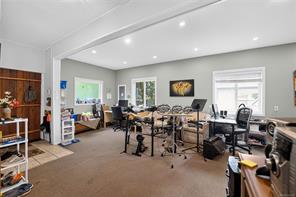 2025 Forest Dr — listing photo 21 of 36