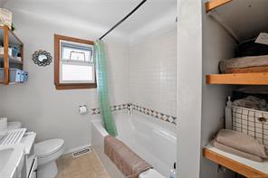 2025 Forest Dr — listing photo 31 of 36