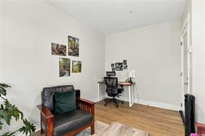 101-2220 Sooke Rd — listing photo 16 of 32