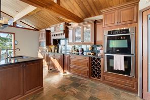 7995 West Coast Rd — listing photo 20 of 85