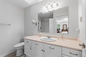 106-240 Stanford Ave — listing photo 15 of 32