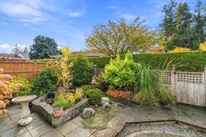 106-240 Stanford Ave — listing photo 23 of 32