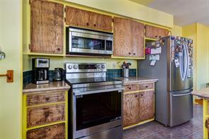 2895 Josephine St — listing photo 16 of 99