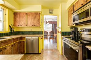 2895 Josephine St — listing photo 17 of 99