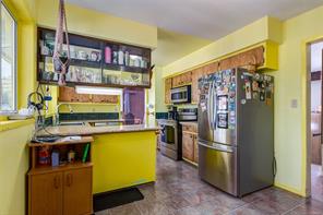 2895 Josephine St — listing photo 19 of 99