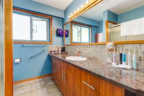 2895 Josephine St — listing photo 34 of 99