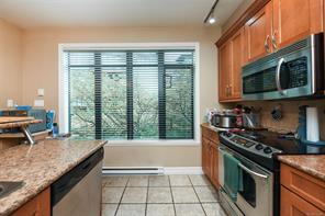 327-2300 Mansfield Dr — listing photo 17 of 40