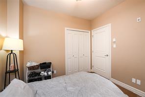 327-2300 Mansfield Dr — listing photo 25 of 40