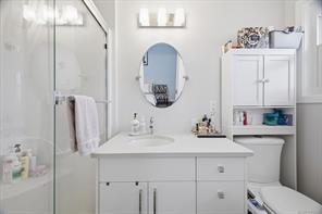 2079 Bay St — listing photo 28 of 65