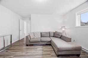 2079 Bay St — listing photo 35 of 65
