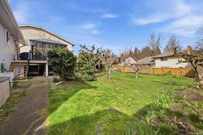 2079 Bay St — listing photo 42 of 65