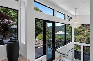977 Grandview St — listing photo 34 of 71