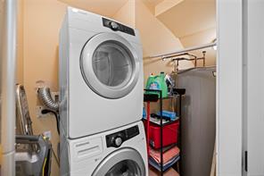 302-1244 4th Ave — listing photo 19 of 55