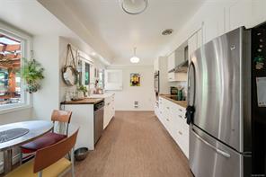 3832 Pitcombe Pl — listing photo 16 of 71