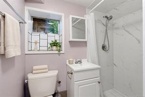 907 McAdoo Pl — listing photo 24 of 27