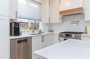 3197 Fifth St — listing photo 18 of 46