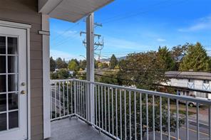 307-2823 Jacklin Rd — listing photo 28 of 32