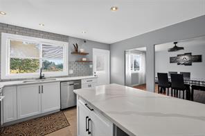 106 Emery Way — listing photo 15 of 60