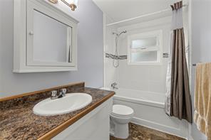 555 Weber St — listing photo 21 of 37