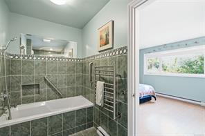 1061 Harlequin Rd — listing photo 27 of 40