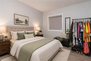 3205 Douglas St — listing photo 15 of 44