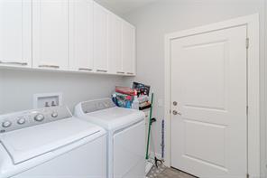 3205 Douglas St — listing photo 17 of 44