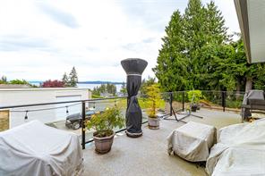 3205 Douglas St — listing photo 20 of 44
