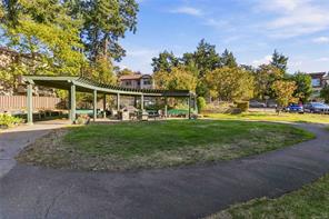 105-290 Island Hwy — listing photo 31 of 36