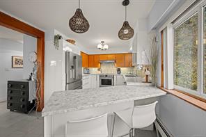 6044 Island Hwy — listing photo 17 of 70