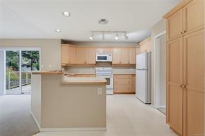 975 Annie St — listing photo 23 of 56