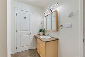 207-791 Station Ave — listing photo 27 of 42