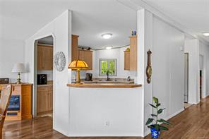 1948 Valley Oak Dr — listing photo 14 of 48