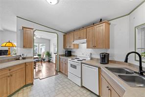 1948 Valley Oak Dr — listing photo 17 of 48