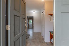 551 Birch St — listing photo 15 of 86