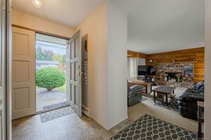 551 Birch St — listing photo 16 of 86