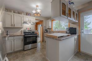 551 Birch St — listing photo 25 of 86