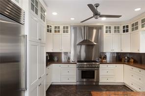 261 King George Terr — listing photo 22 of 62