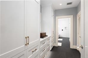 261 King George Terr — listing photo 30 of 62