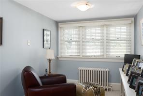 261 King George Terr — listing photo 38 of 62
