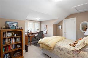 261 King George Terr — listing photo 41 of 62
