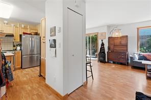 3-1626 Holly Cres — listing photo 23 of 30